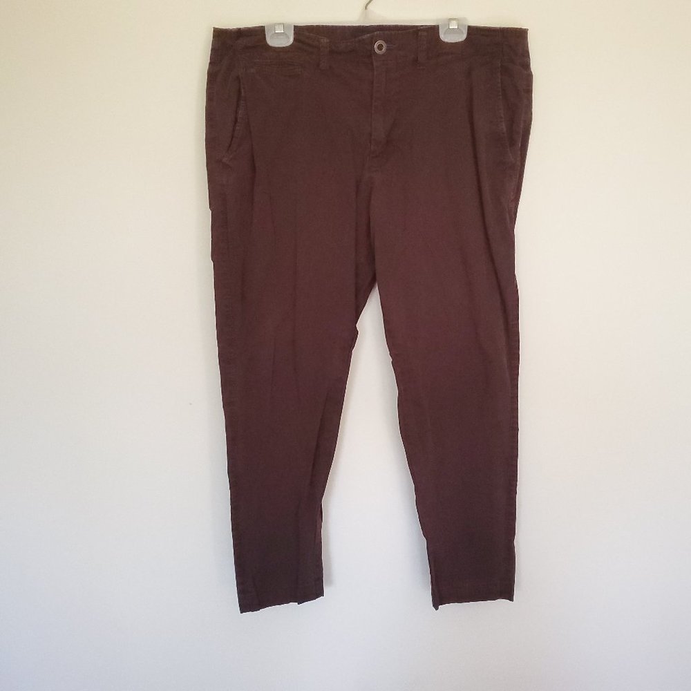 American Eagle burgundy slim straight chinos 38